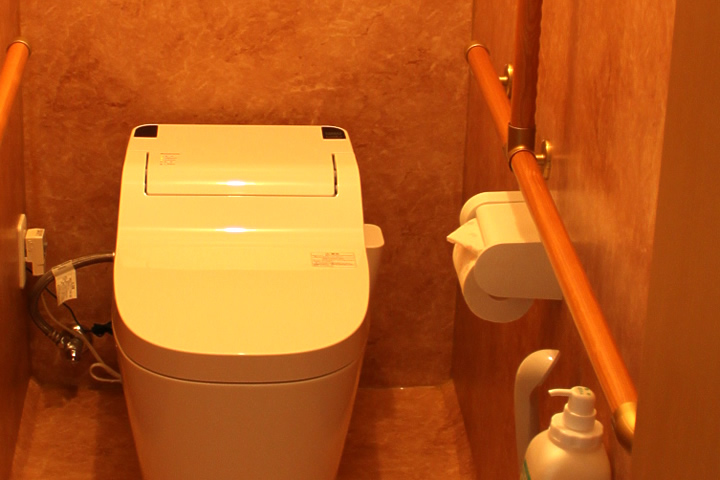 http://www.nagomi0753.jp/imgs/showertoilet-2.jpg